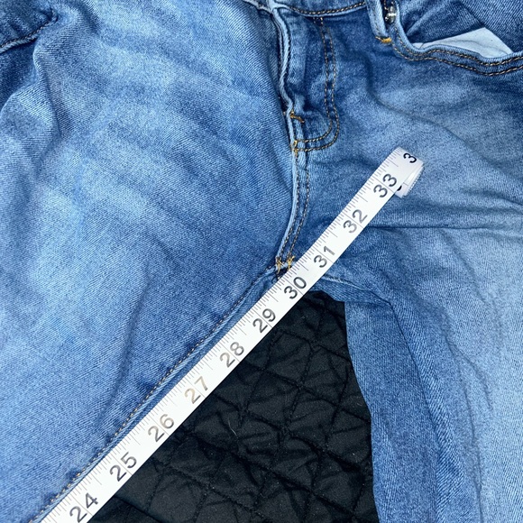 True Religion Stella low rise 27 28 Light Blue Skinny Jeans 30 inseam flattering - Picture 9 of 9